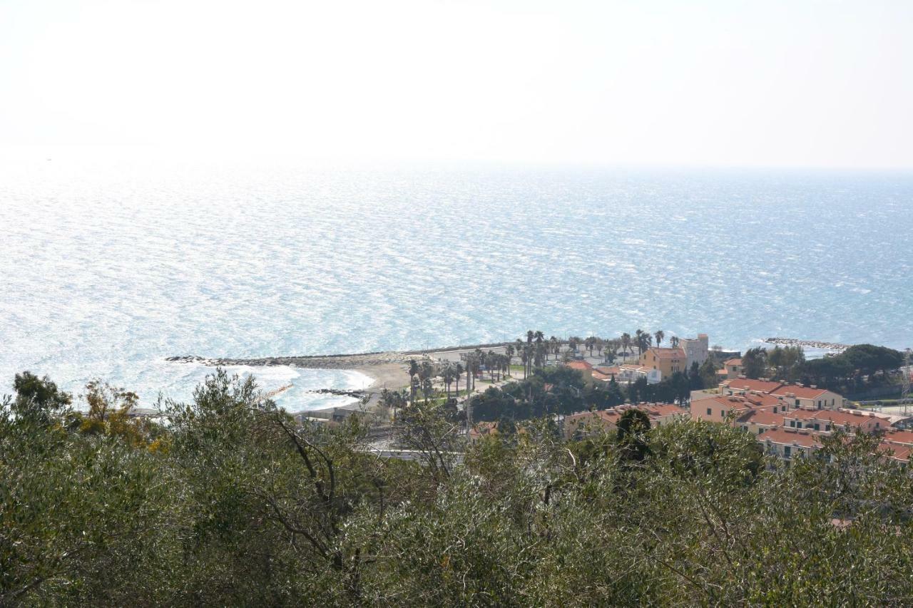 Villa La Torretta Imperia Exterior foto